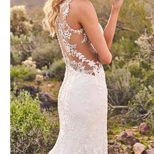 Lillian West Bridal Gown w/Cathedral Bridal Veil